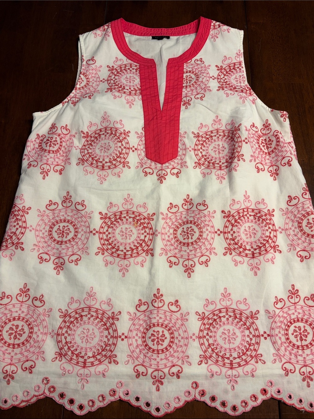 Talbots White Sleeveless Embroidered Tunic with Pink Trim